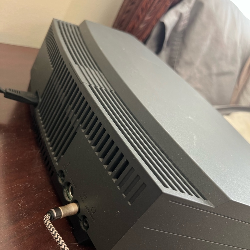 Bose Graphite Wave Music System - Picture 2 of 3